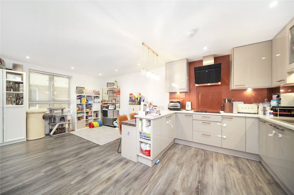 Property photo 2 of 19 Picture No. 07