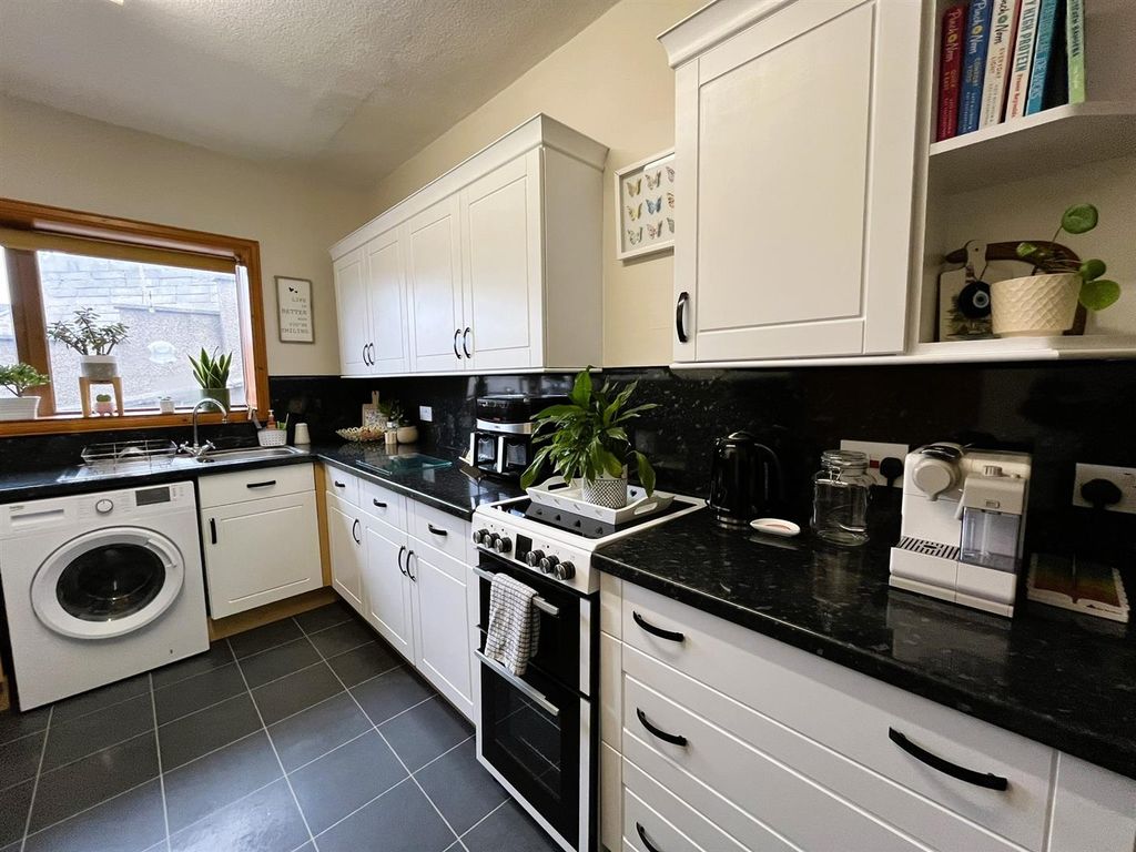 Property photo 2 of 23 Kitchen