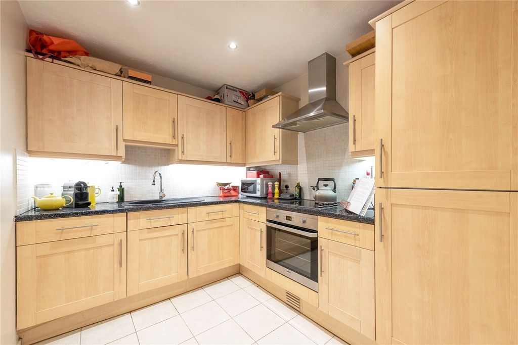 Property photo 2 of 6 Picture No. 04