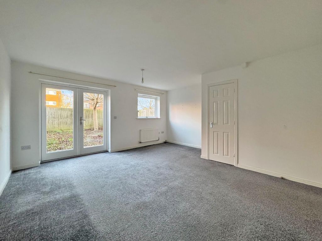 Property photo 3 of 12 7.Jpg