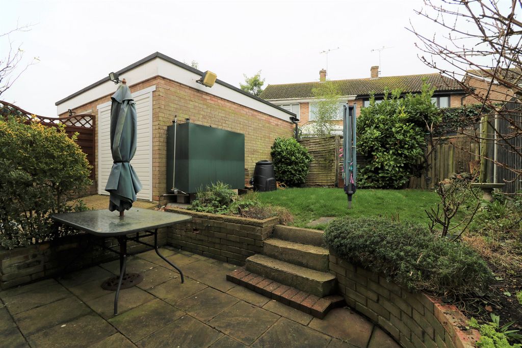 Property photo 3 of 13