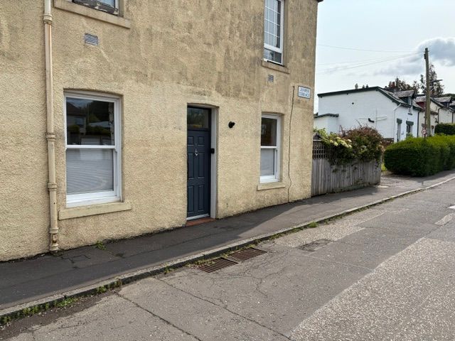 Property photo 2 of 14 Photo 2