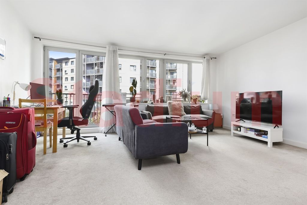 Property photo 1 of 15 (Main)