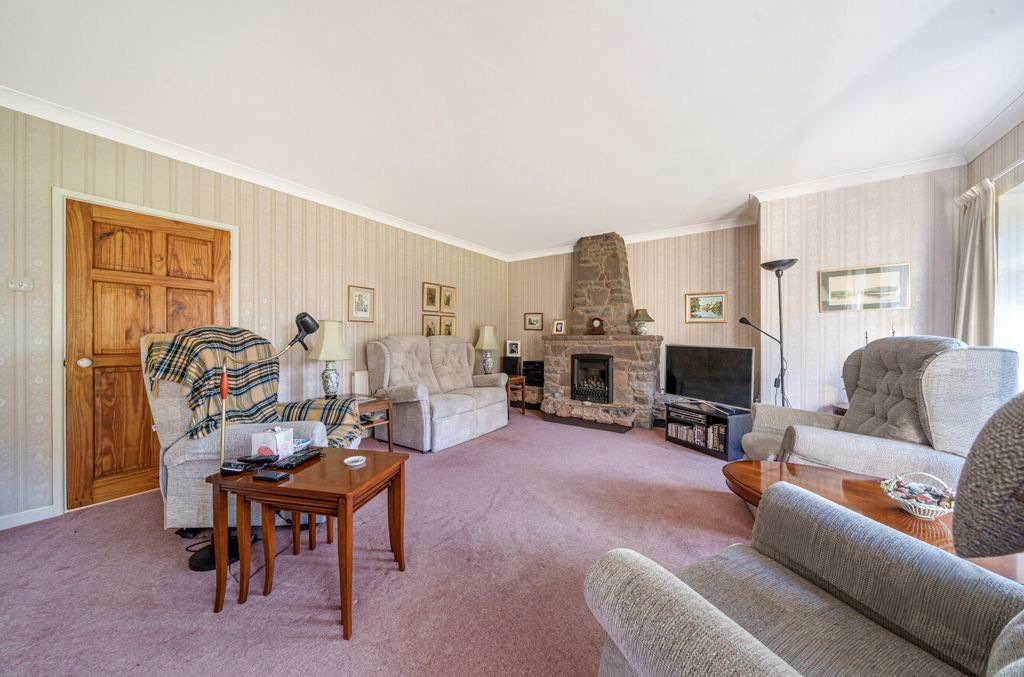 Property photo 2 of 23 1230318 (2)