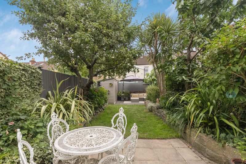 Property photo 1 of 31 Photo 24