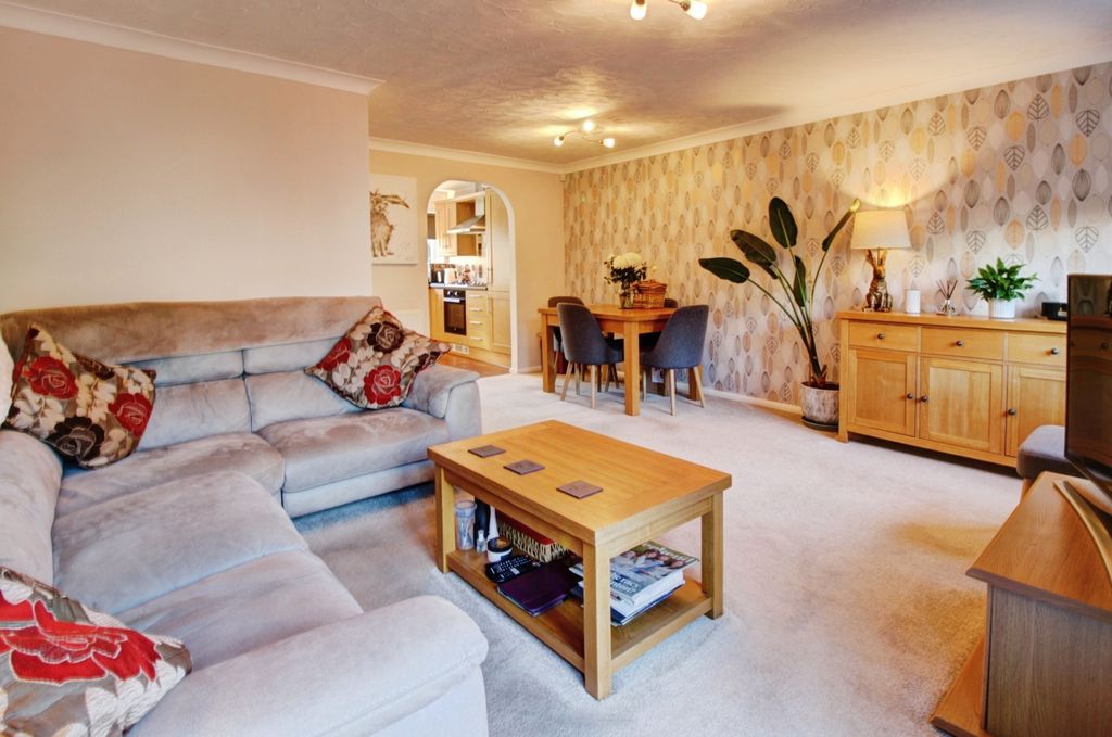 Property photo 1 of 15 Photo #1