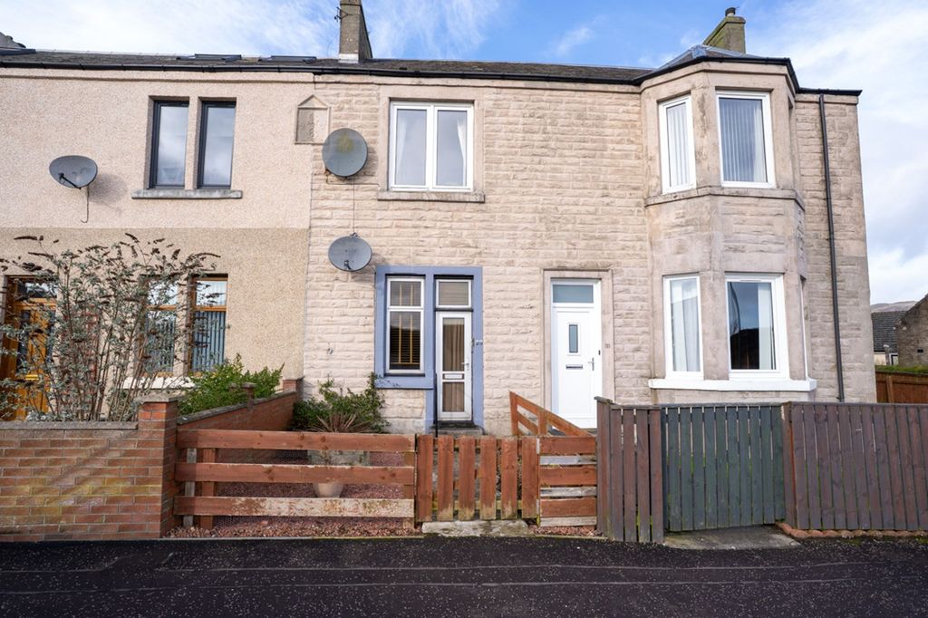 Property photo 3 of 26