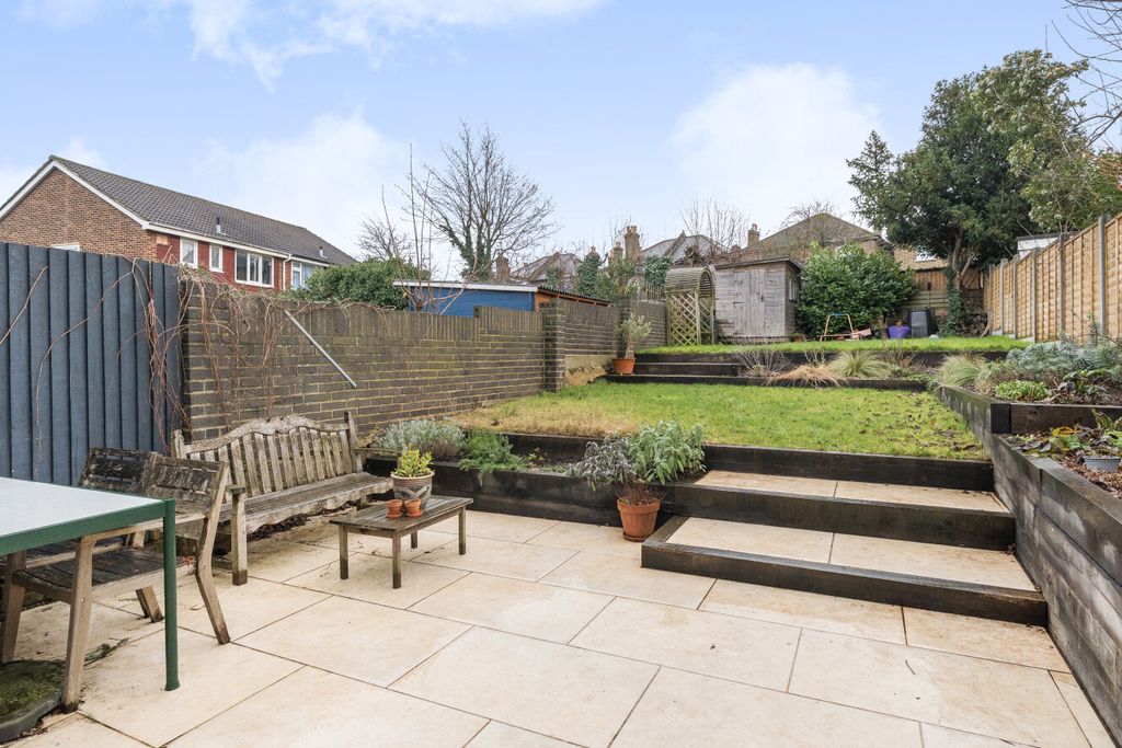 Property photo 2 of 18 1403046-5-69723F5...