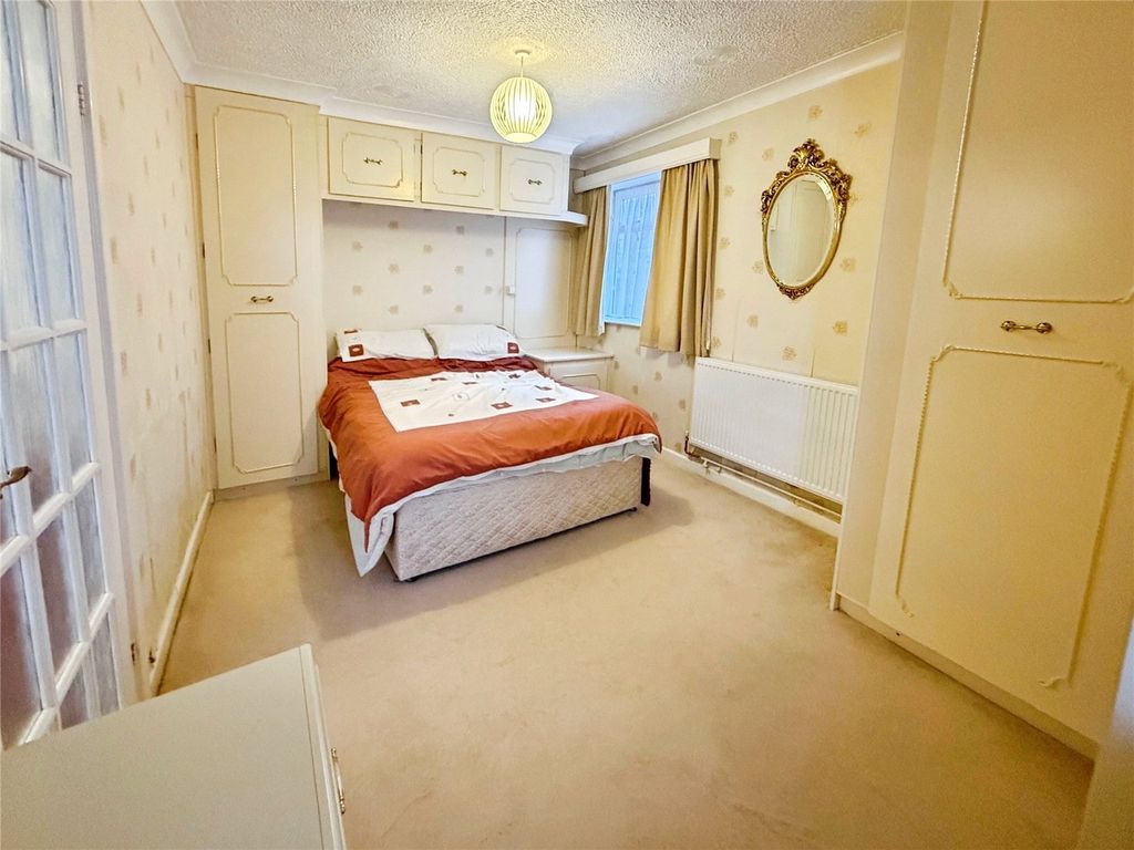 Property photo 3 of 16 Bedroom 1