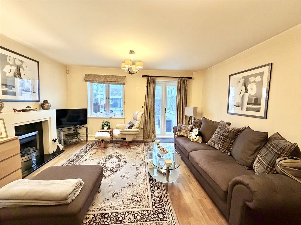 Property photo 3 of 11 Picture No. 05