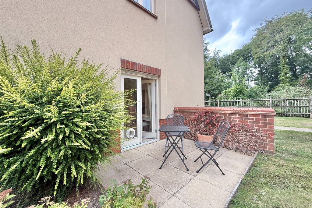 Property photo 2 of 13