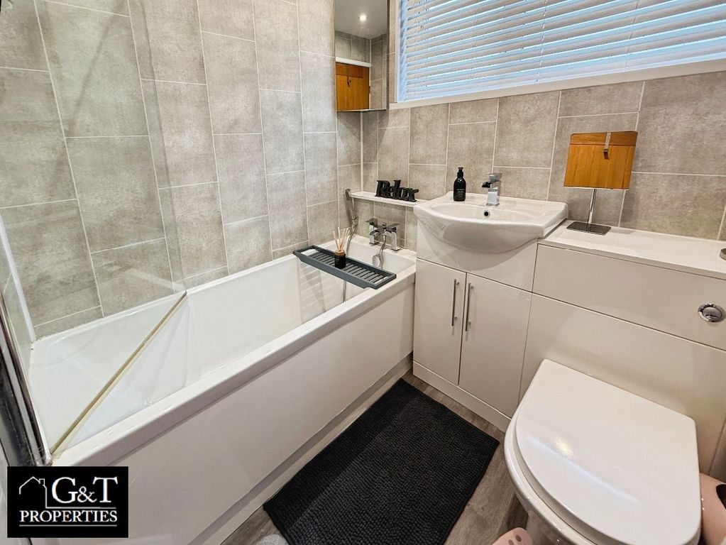 Property photo 3 of 21