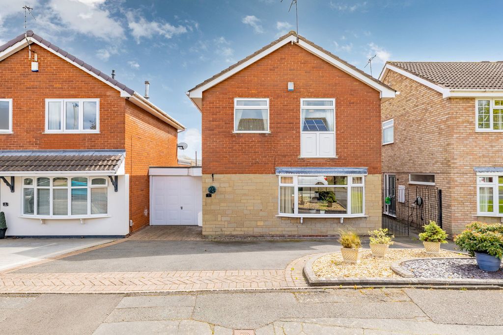 Property photo 1 of 25