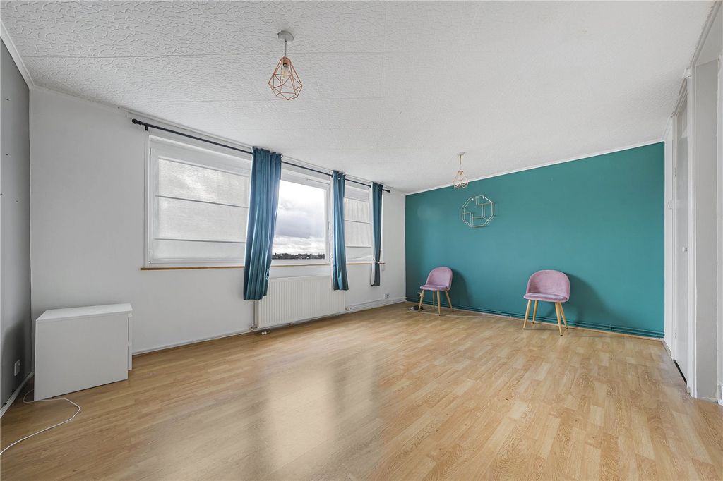 Property photo 3 of 12 Picture No. 06