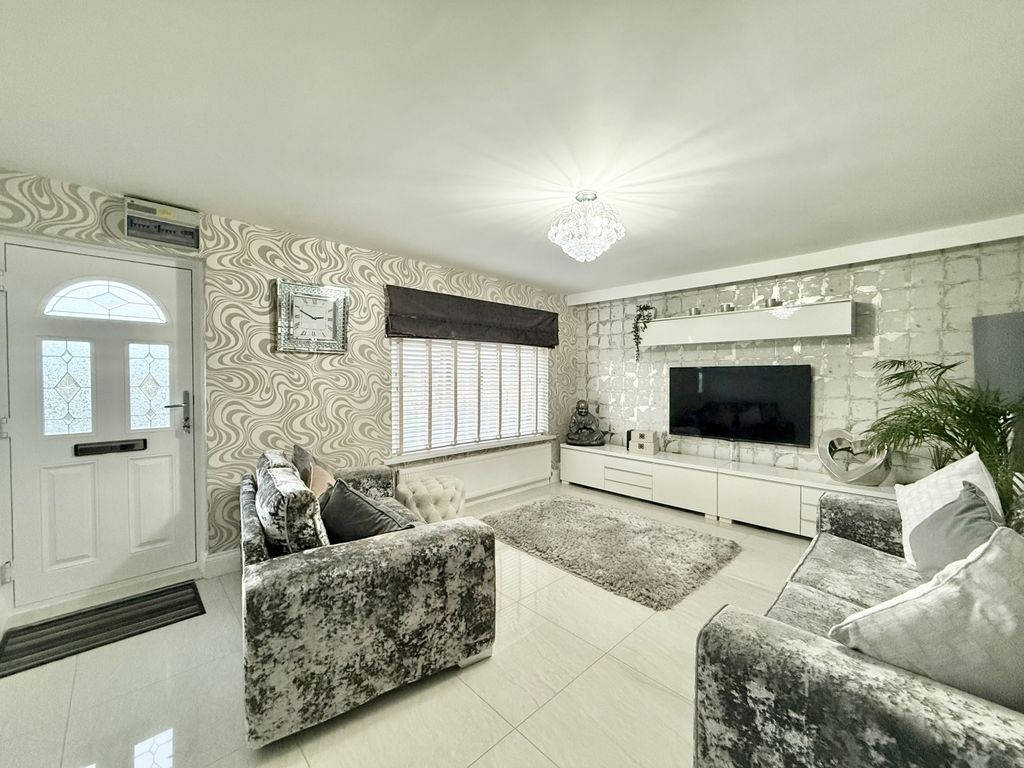 Property photo 2 of 19 Img_3338