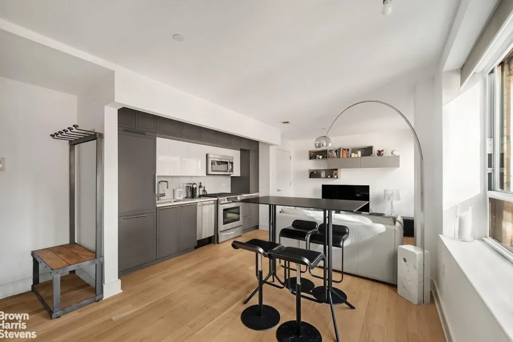 Property photo 3 of 9 <Alttext/>