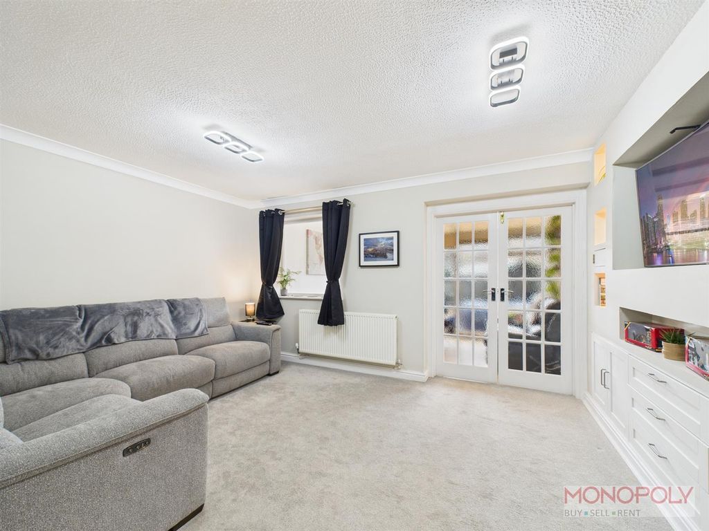 Property photo 2 of 14 Cam01943G0-Pr0522-Still002.Jpg