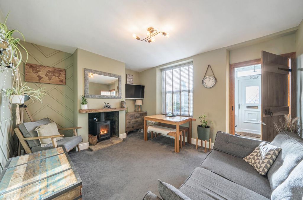 Property photo 3 of 21 1384748-6-6925B6c3468d6.Jpg