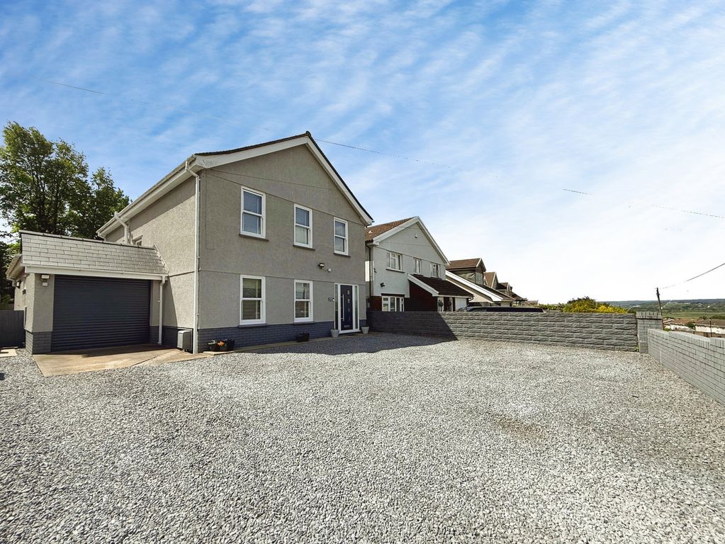Property photo 1 of 31