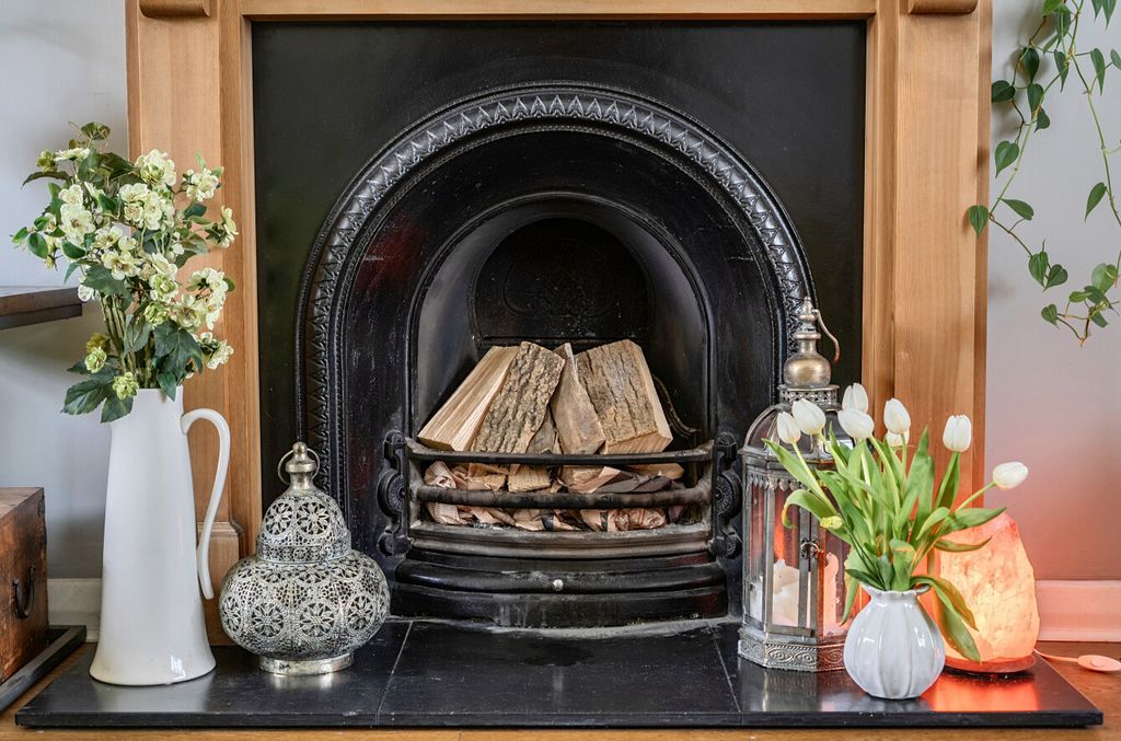 Property photo 3 of 33 Fireplace