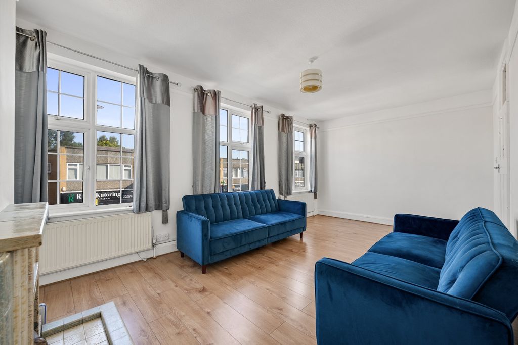 Property photo 2 of 14 5571292
