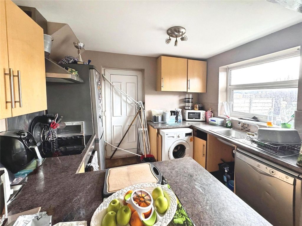 Property photo 3 of 11 Picture No. 17