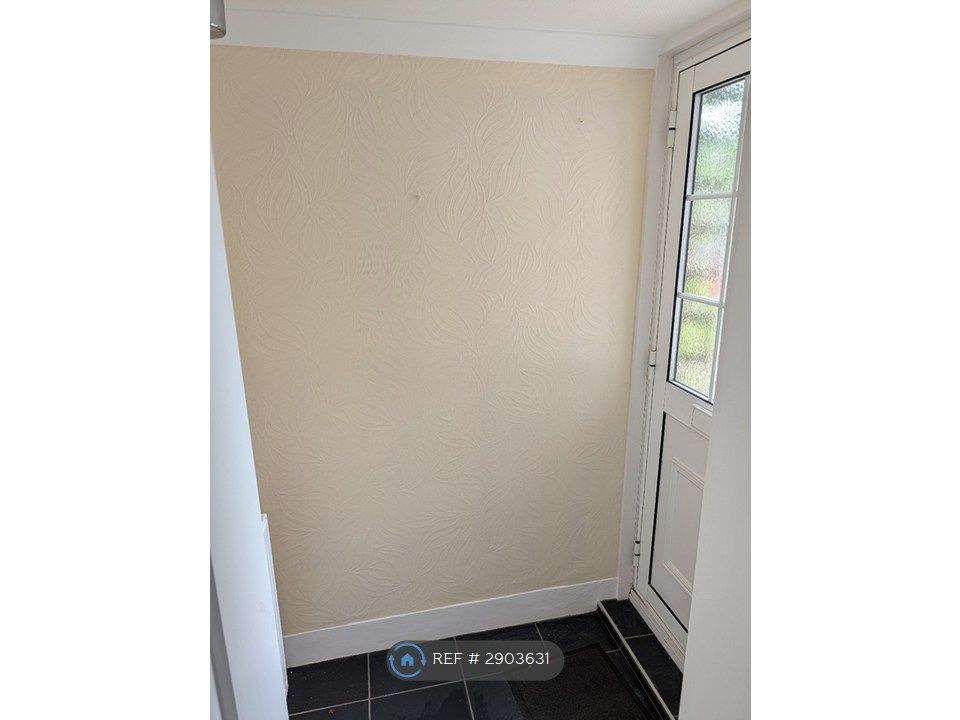 Property photo 3 of 27