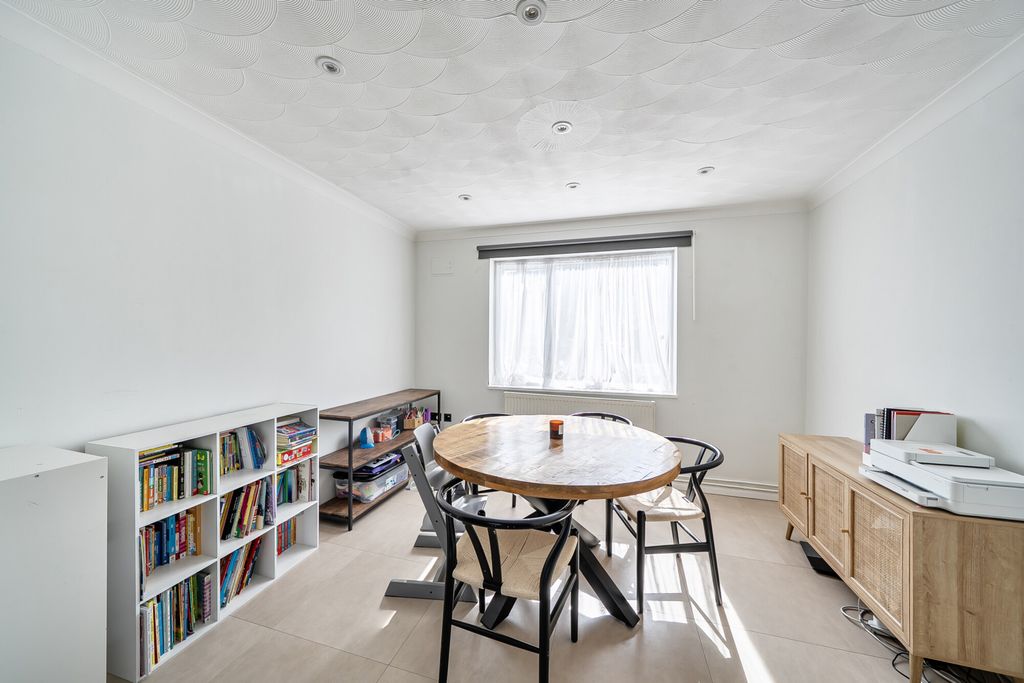 Property photo 3 of 19 1453543 (7).Jpg