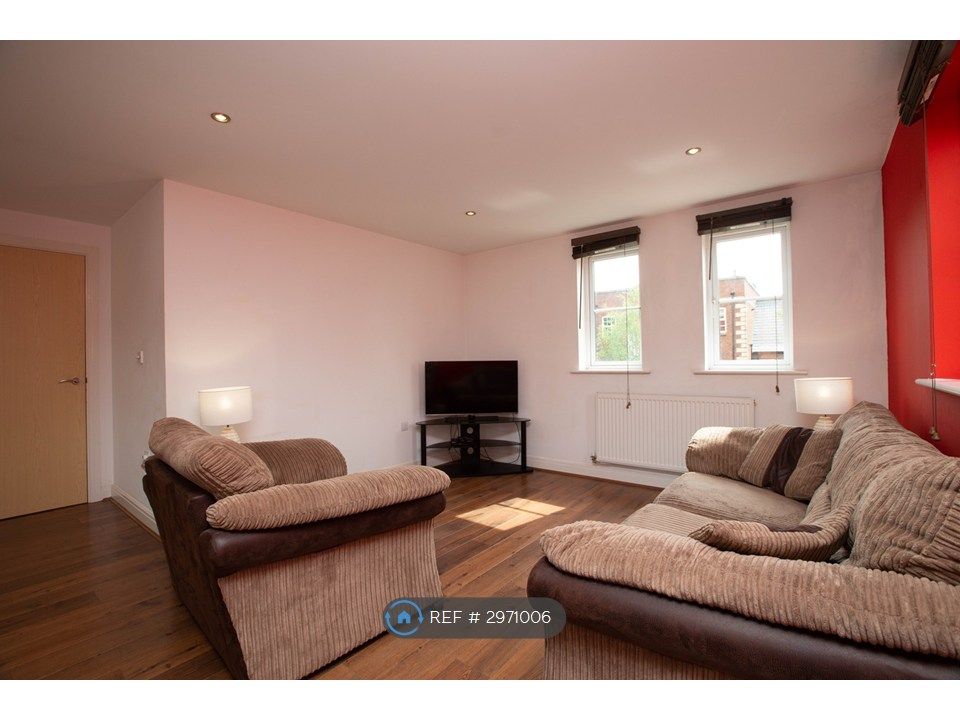 Property photo 2 of 22
