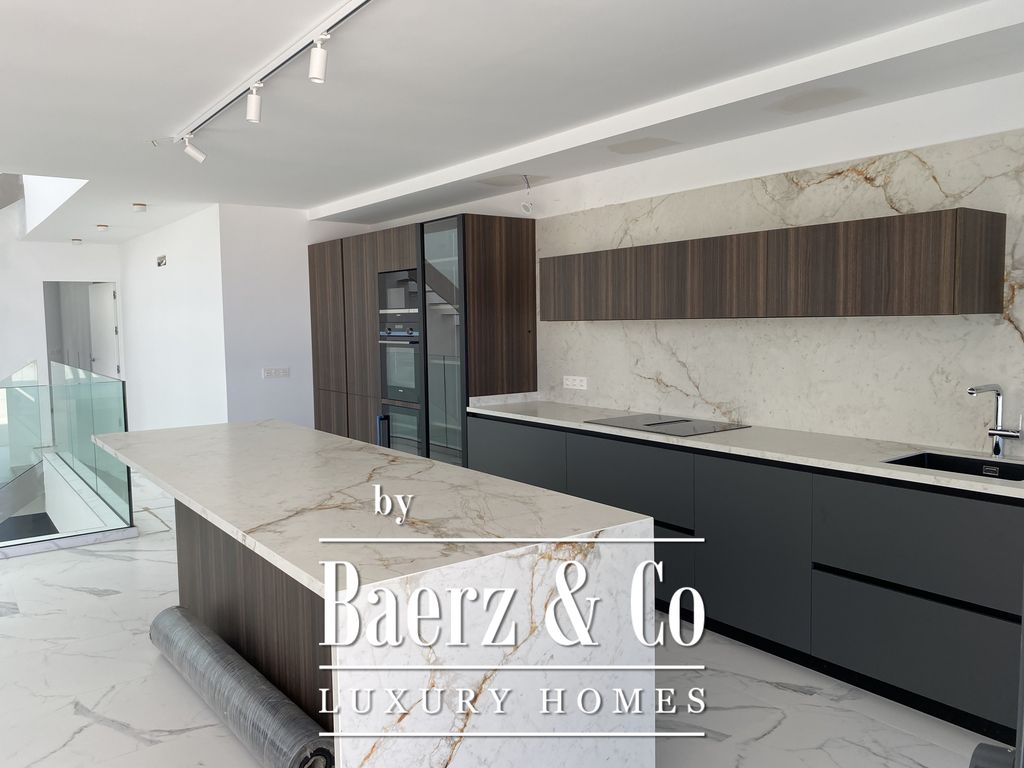 Property photo 3 of 41