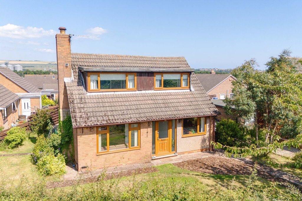 Property photo 1 of 38 External