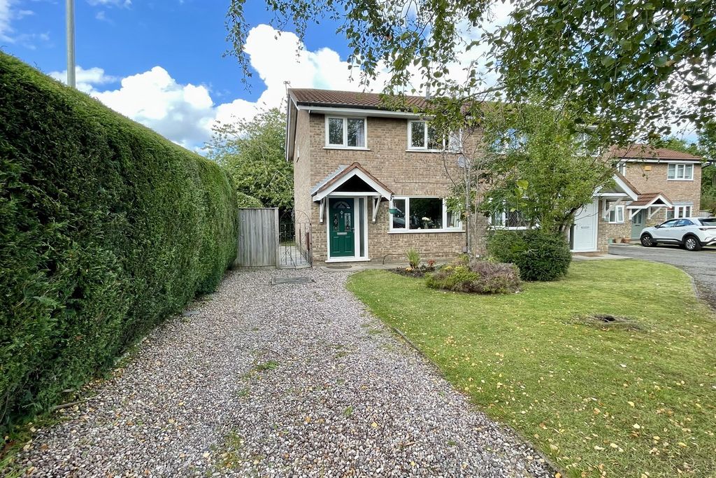 Property photo 1 of 13 (Main)