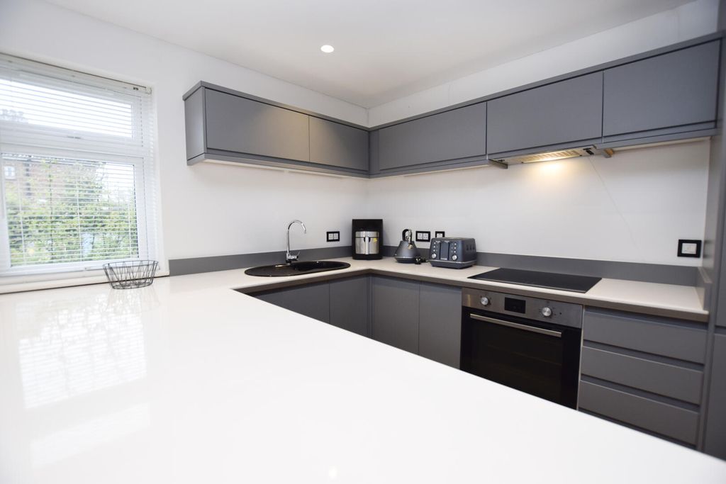 Property photo 2 of 13 Kitchen