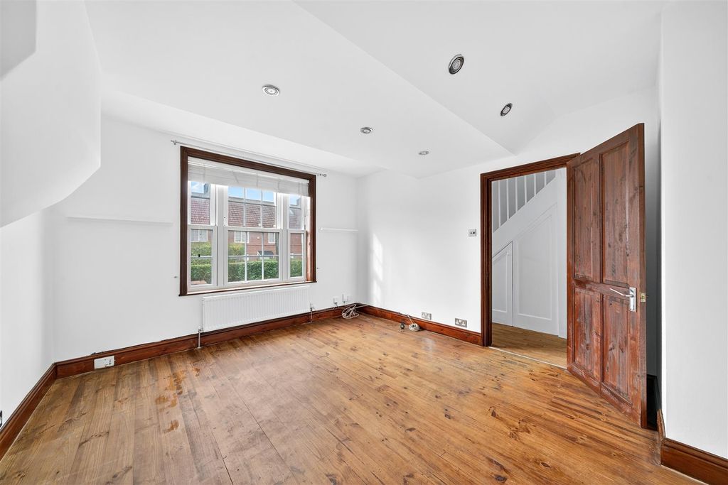 Property photo 2 of 20 Dsc06791.Jpg