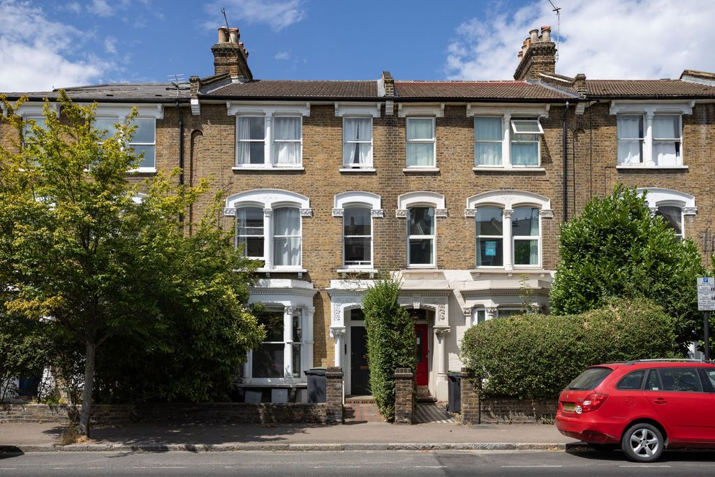 Property photo 1 of 43