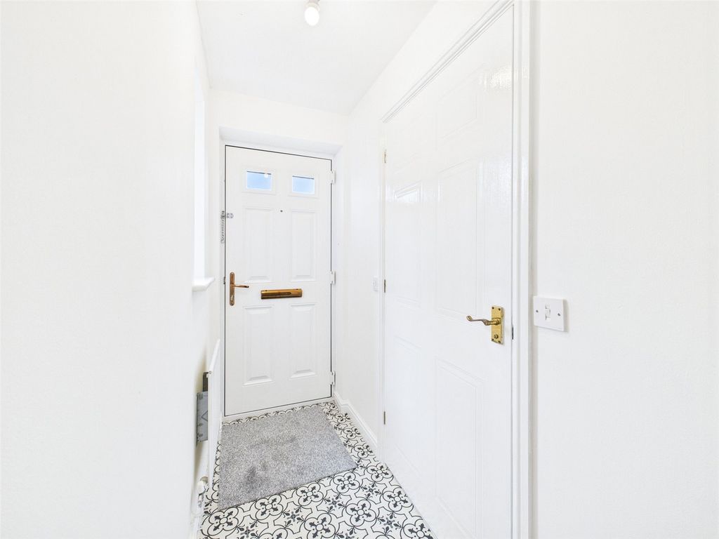 Property photo 2 of 18 Picture No. 28