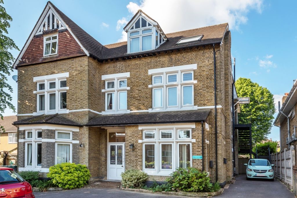 Property photo 1 of 7 490034 (1)