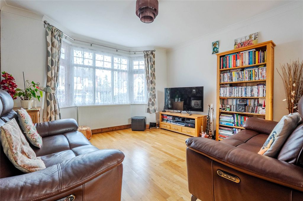 Property photo 2 of 14 Picture No. 07