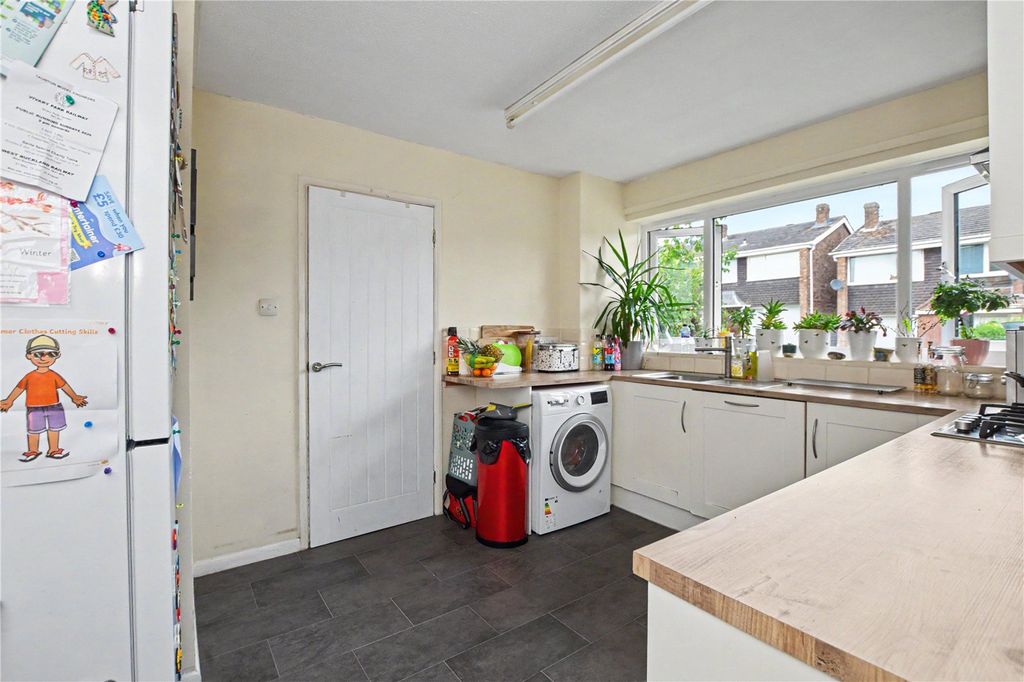 Property photo 3 of 17 Picture No. 04