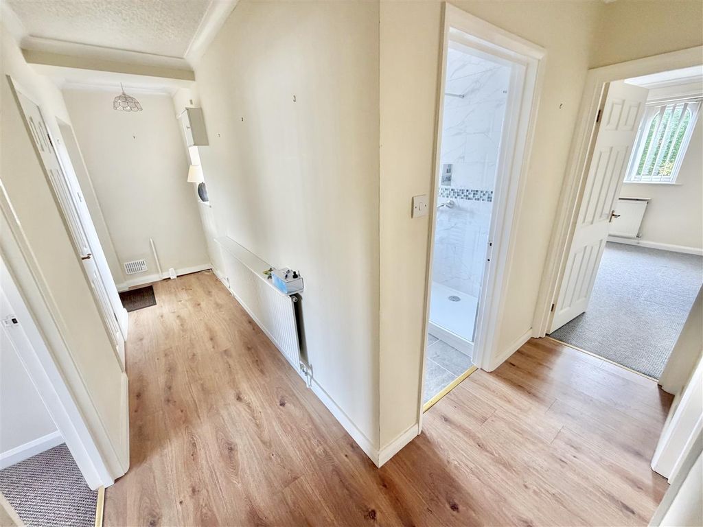 Property photo 3 of 22 Hall