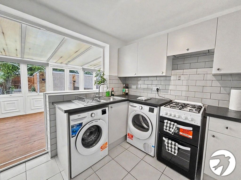 Property photo 2 of 10 Picture No. 03