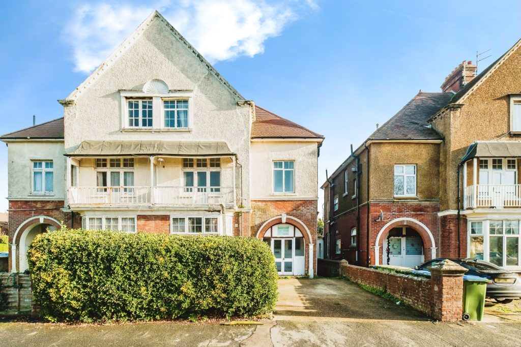 Additional image 58 of 8 bed semi-detached house for saleBeach Road, Littlehampton BN17