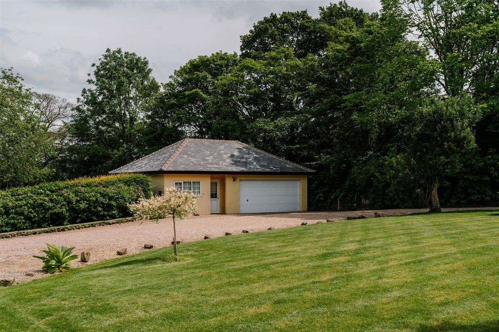 Property photo 3 of 50 Externals-15.Jpg