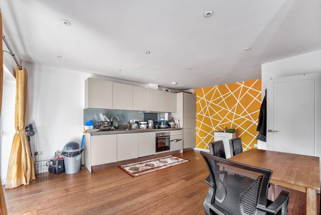 Property photo 1 of 8 Flat_2_Rooks_Corner-1.Jpg