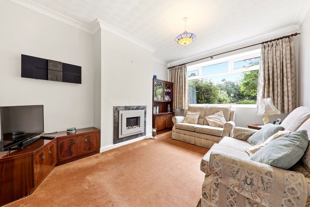 Property photo 3 of 24