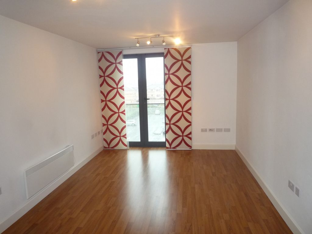 Property photo 2 of 9