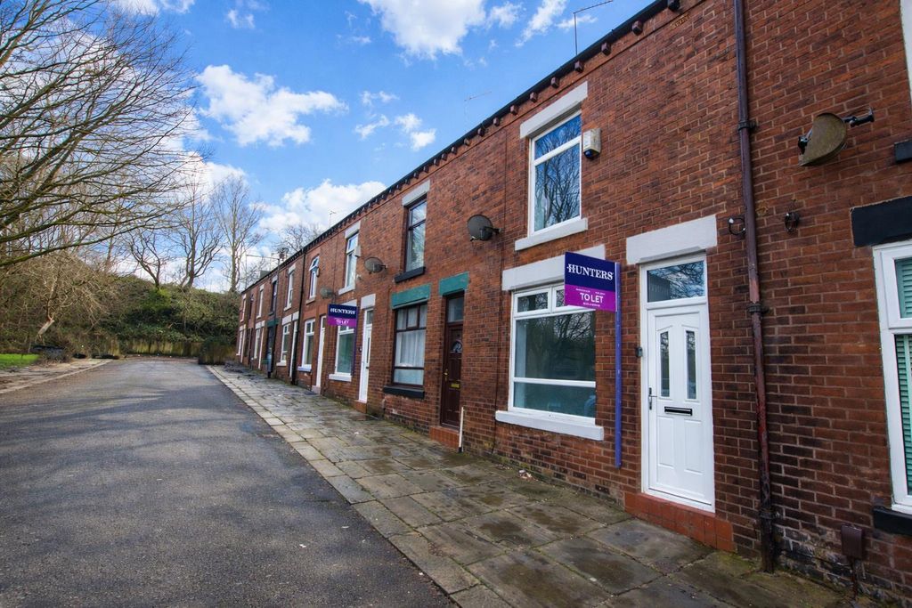 Property photo 3 of 6