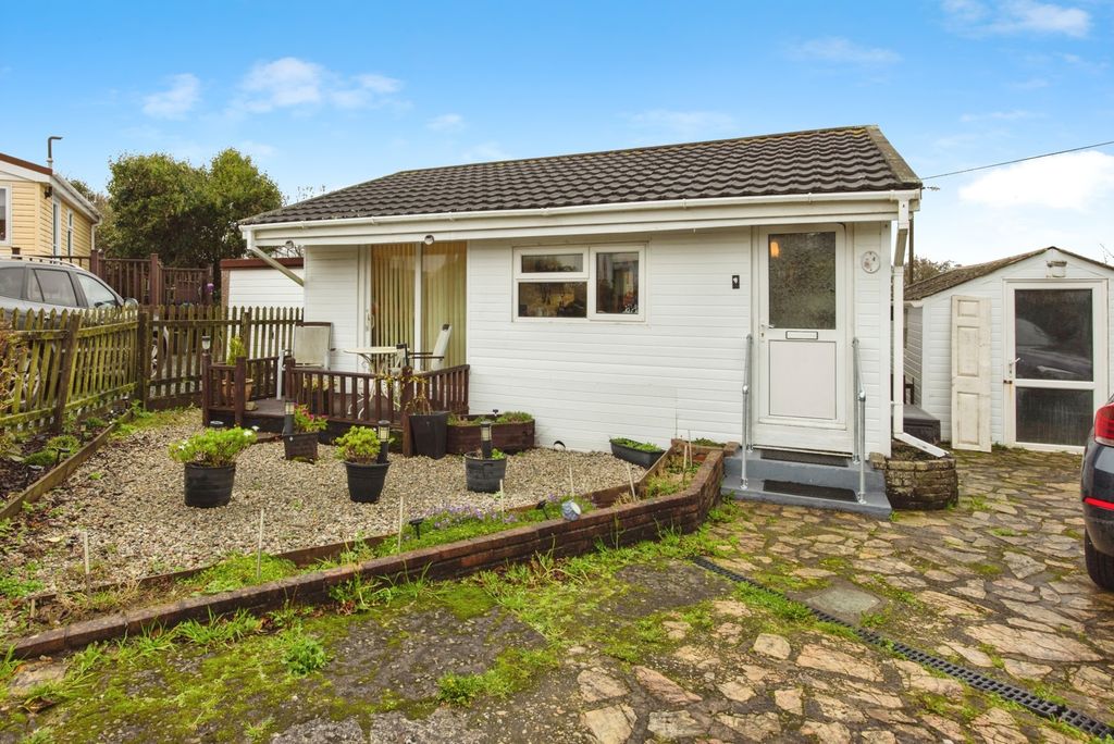 Property photo 1 of 17 Photo