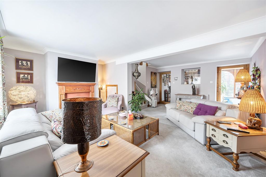 Property photo 2 of 15 Living Room