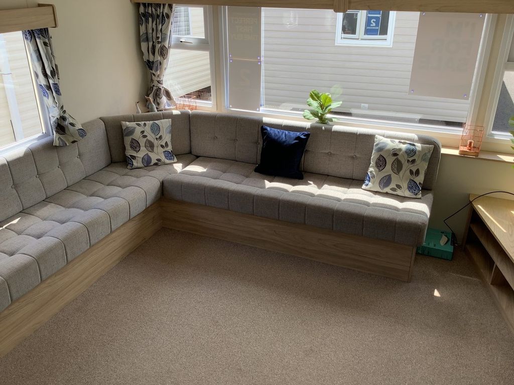 Property photo 3 of 9 Delta Radiant 2018 Car0026510 79099296.Jpeg